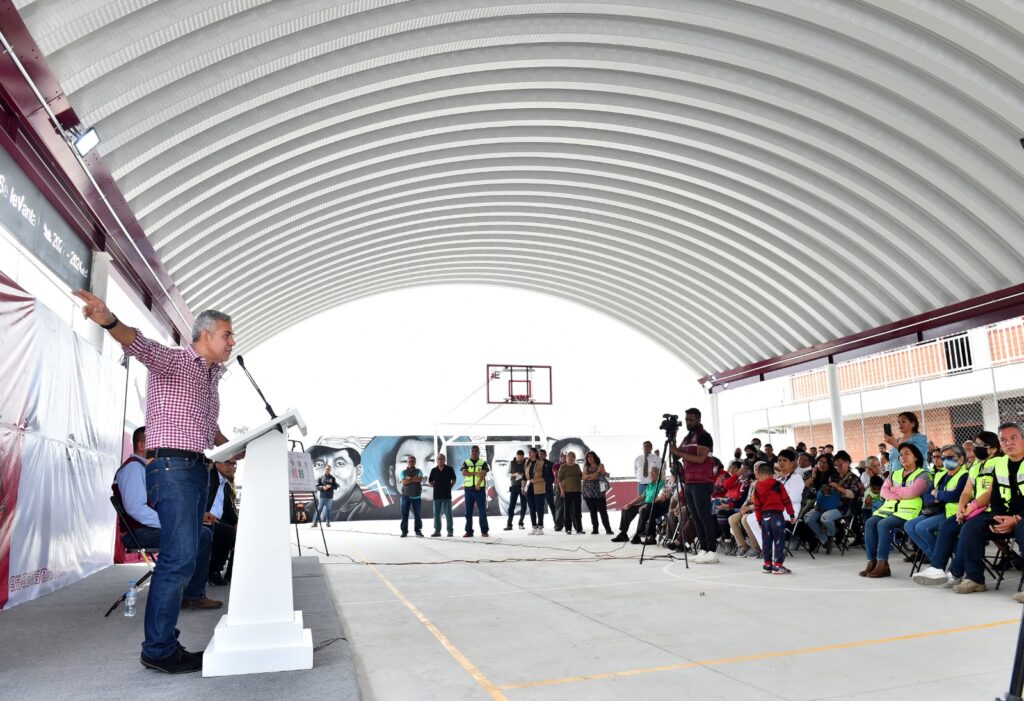 Construyen 84 arcotechos en escuelas públicas en beneficio de 25 mil alumnos, en Ecatepec