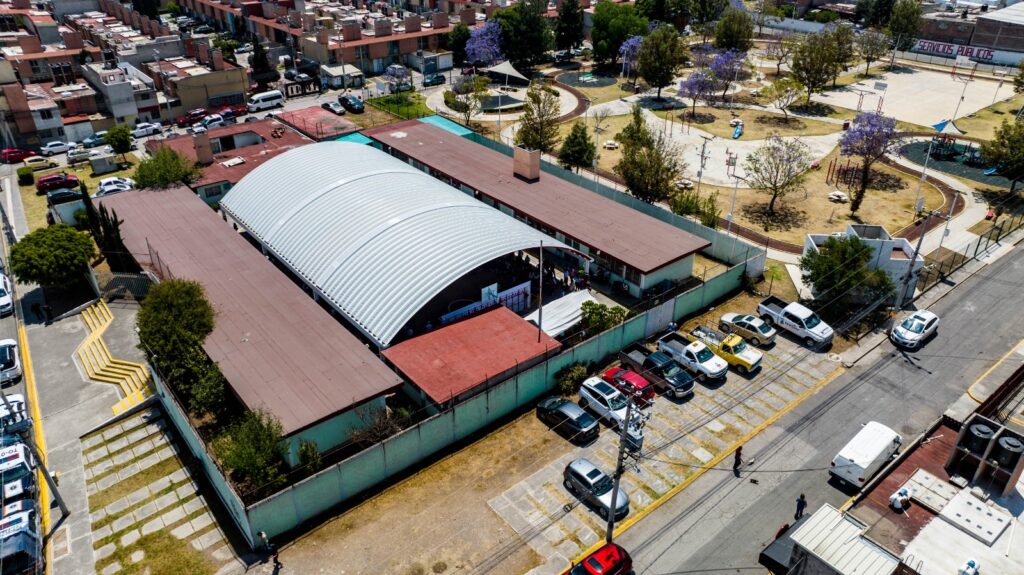 Inauguran más arcotechos es escuelas de Coacalco e inician trabajos de otros