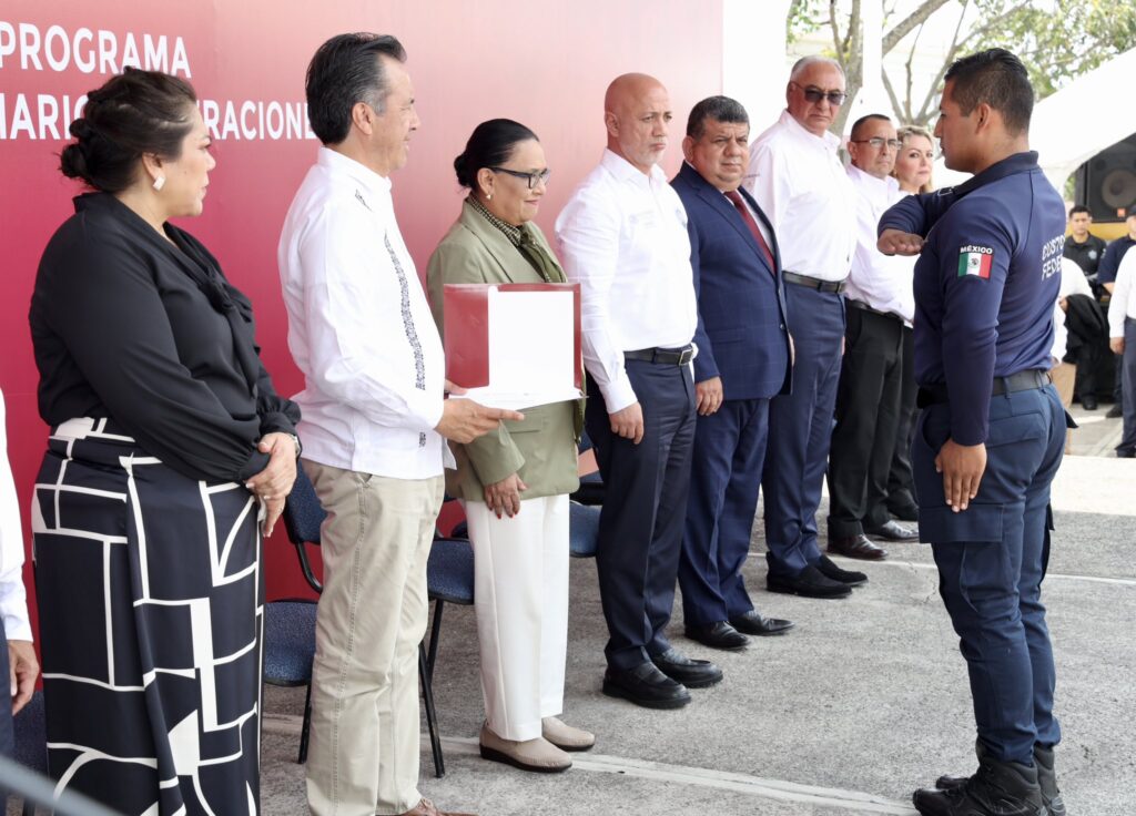 Instruyen a personal penitenciario a conducirse con honradez y respeto a los derechos humanos