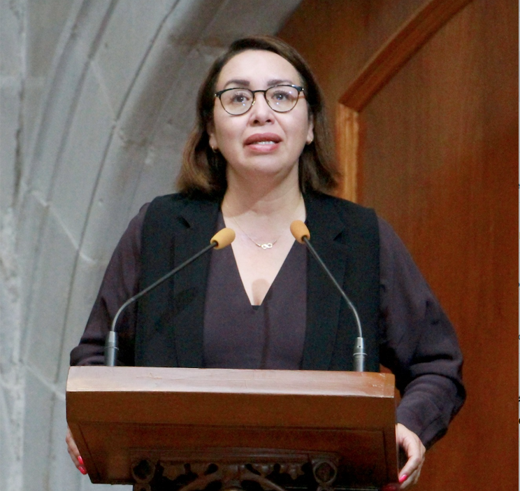 Azucena Cisneros Coss