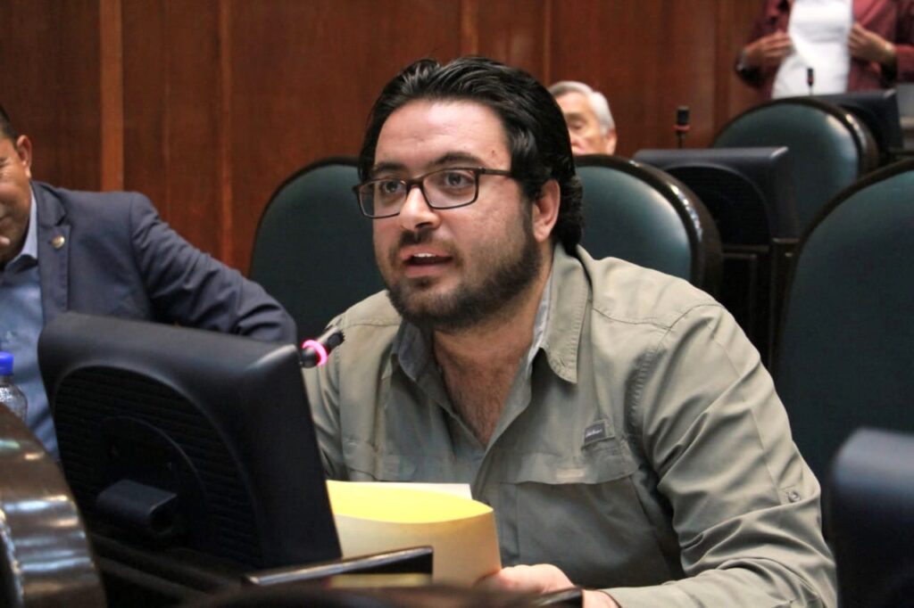 Omisiones del gobierno municipal afectan a  familias de Naucalpan y lastiman su bienestar: Isaac Montoya