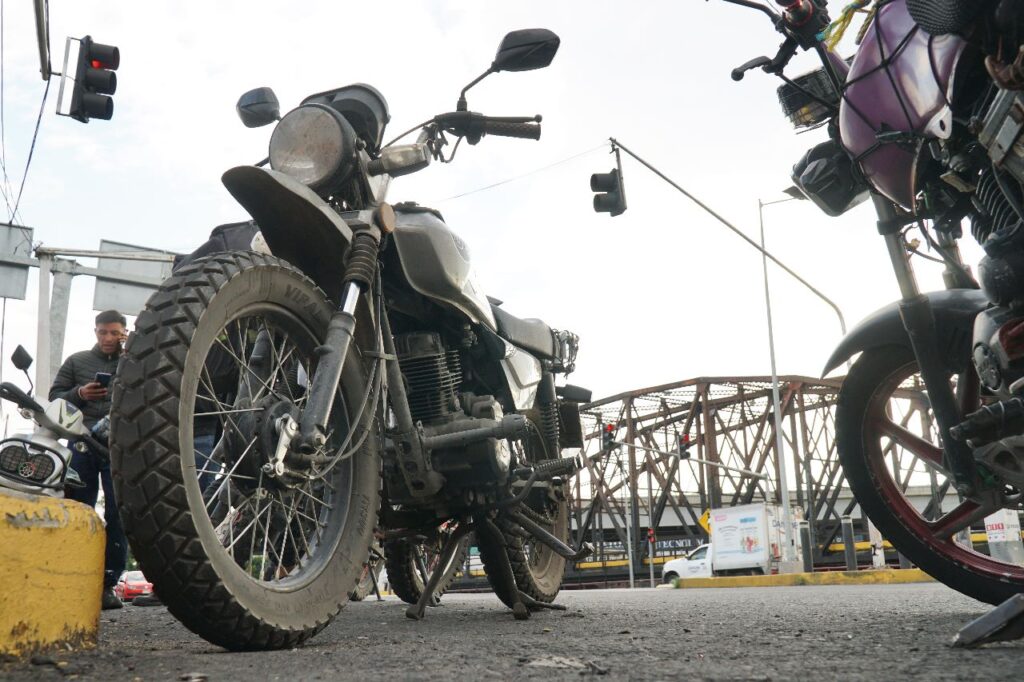 Combaten delitos que se cometen a bordo de motocicletas, en Ecatepec