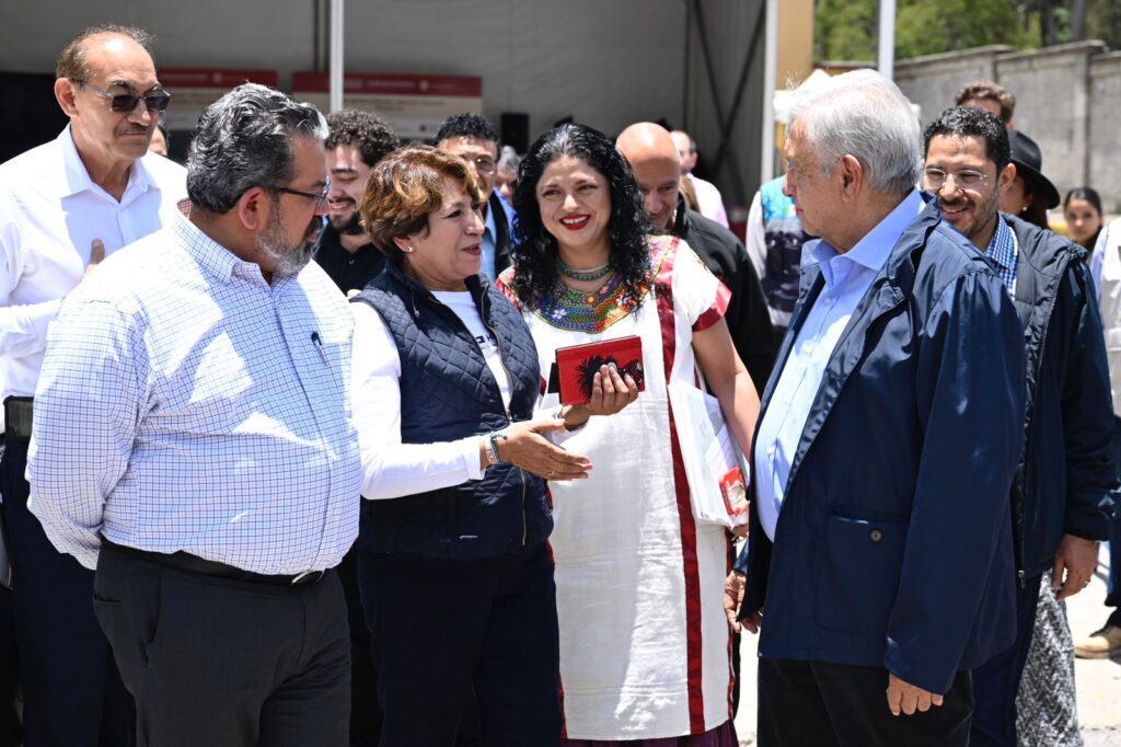 AMLO y Delfina Gómez supervisan Tren Interurbano México–Toluca