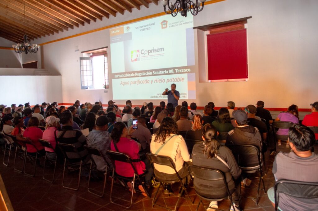 Chimalhuacán: capacitan a propietarios de purificadoras en materia de riesgo sanitario