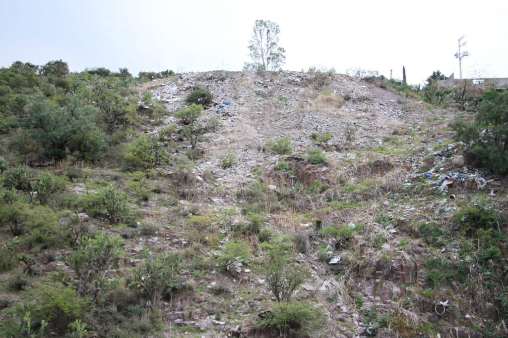Omisión de autoridades para frenar invasiones en barrancas en la Sierra de Guadalupe
