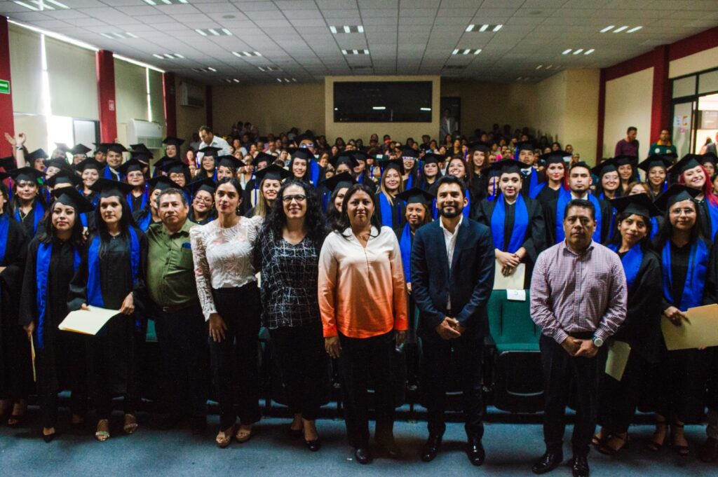 Xóchitl Flores propuso a la UAEM trabajo conjunto para hacer de Chimalhuacán un mejor municipio