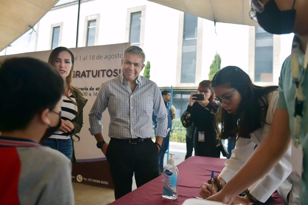 Ecatepec: expedirán 10 mil certificados médicos gratuitos para estudiantes