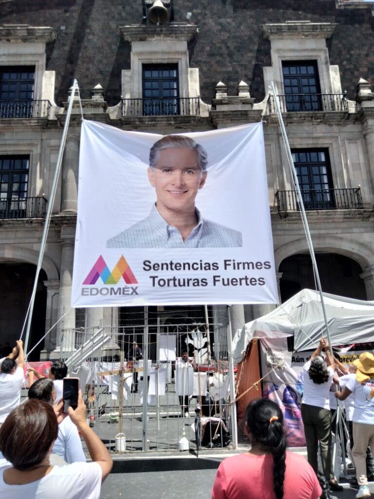 Mujeres del colectivo «Haz Valer mi Libertad» mantienen protesta contra tortura y sentencias injustas en el Edomex