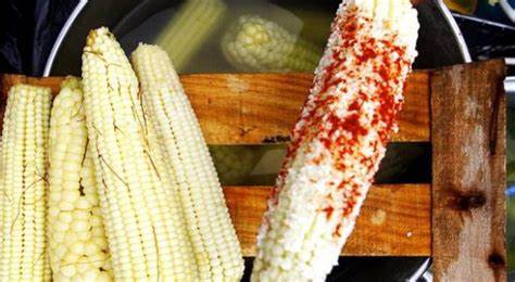 Apoyan a campesinos con “Feria del Elote Cocotitlán 2023”