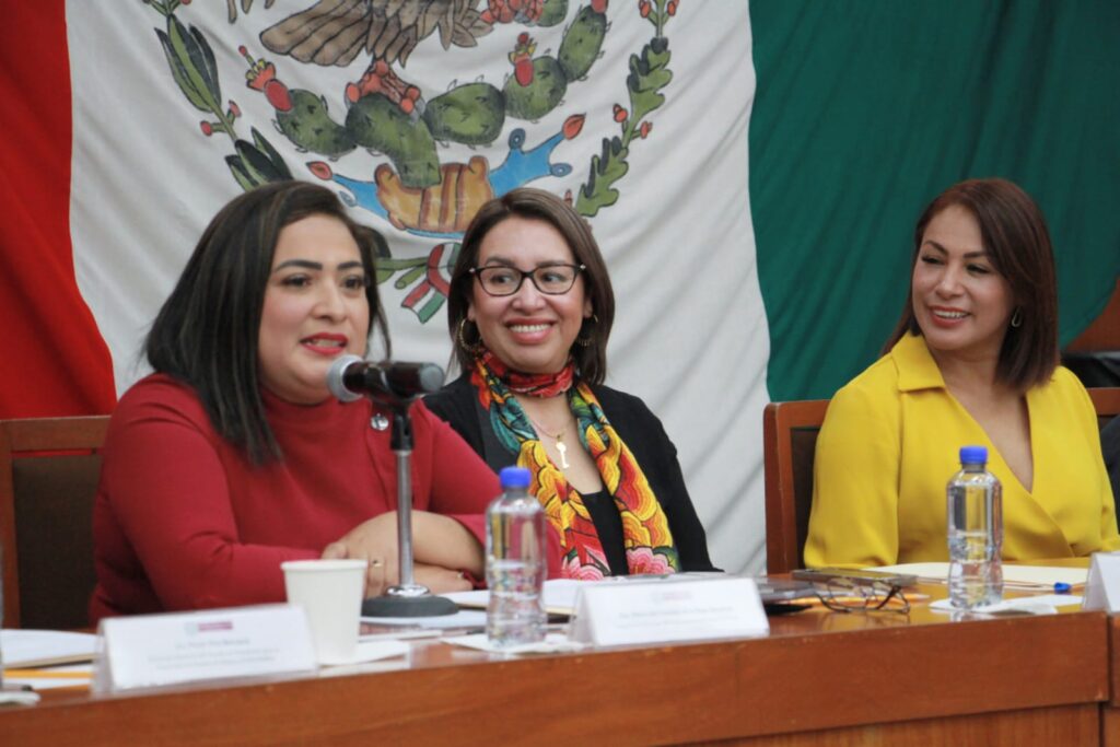 Presentaron libro sobre presupuesto público con perspectiva de género en el Edomex
