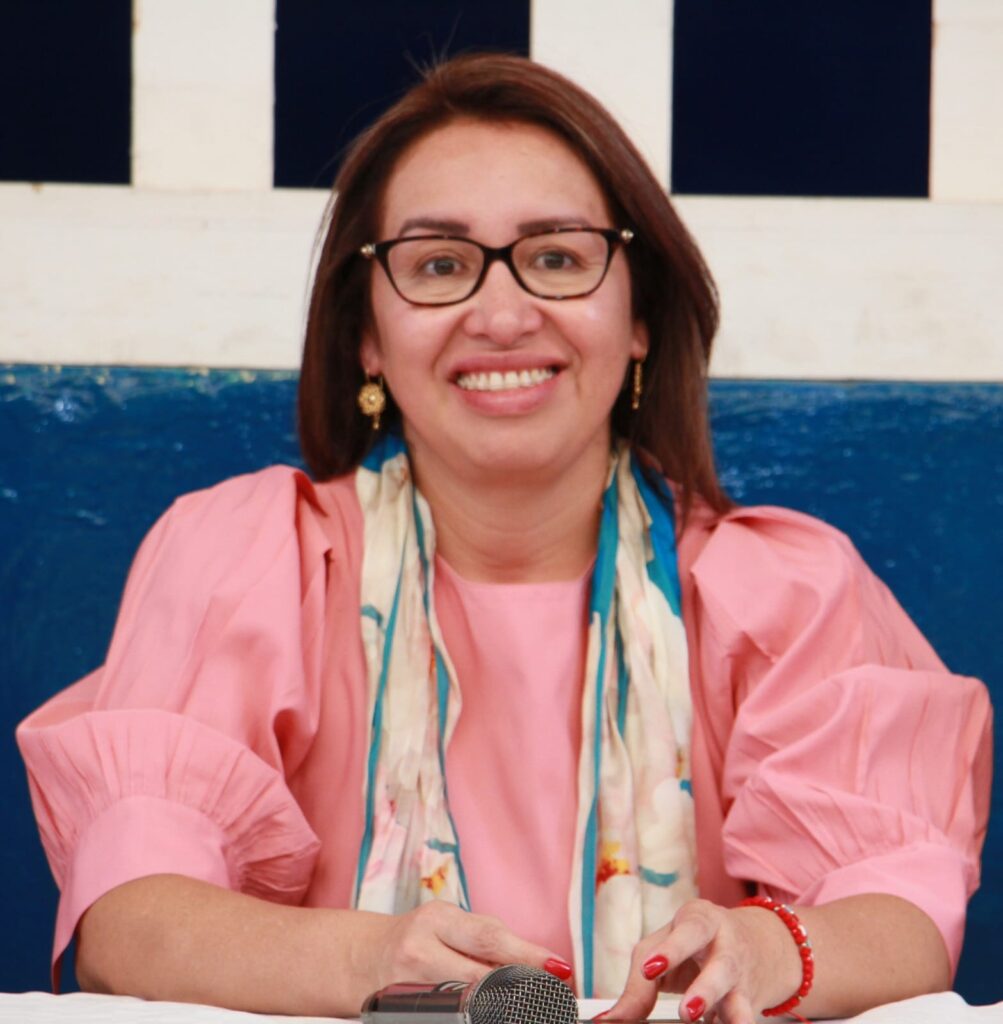 Con AMLO y Delfina Gómez habrá justicia para Ecatepec: Azucena Cisneros Coss