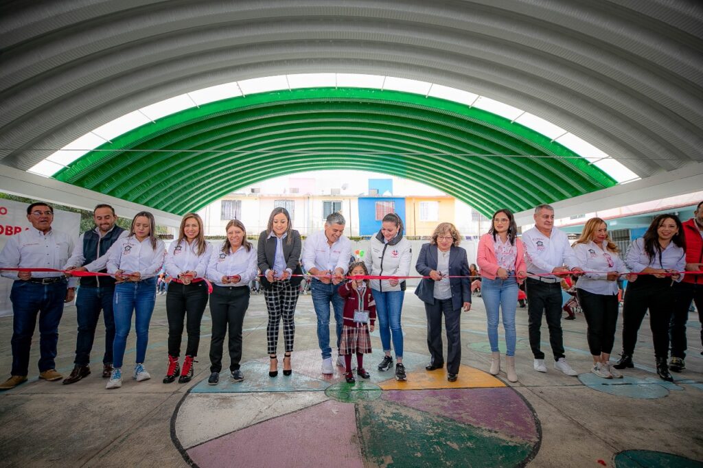 Inauguran dos arcotechos e iniciaron trabajos de repavimentación en Potrero Popular, en Coacalco
