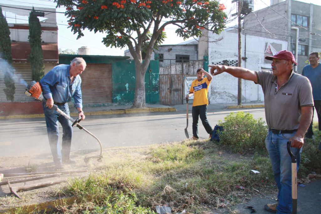 Trabajan vecinos y legisladores en la recuperación de espacios públicos en Ecatepec