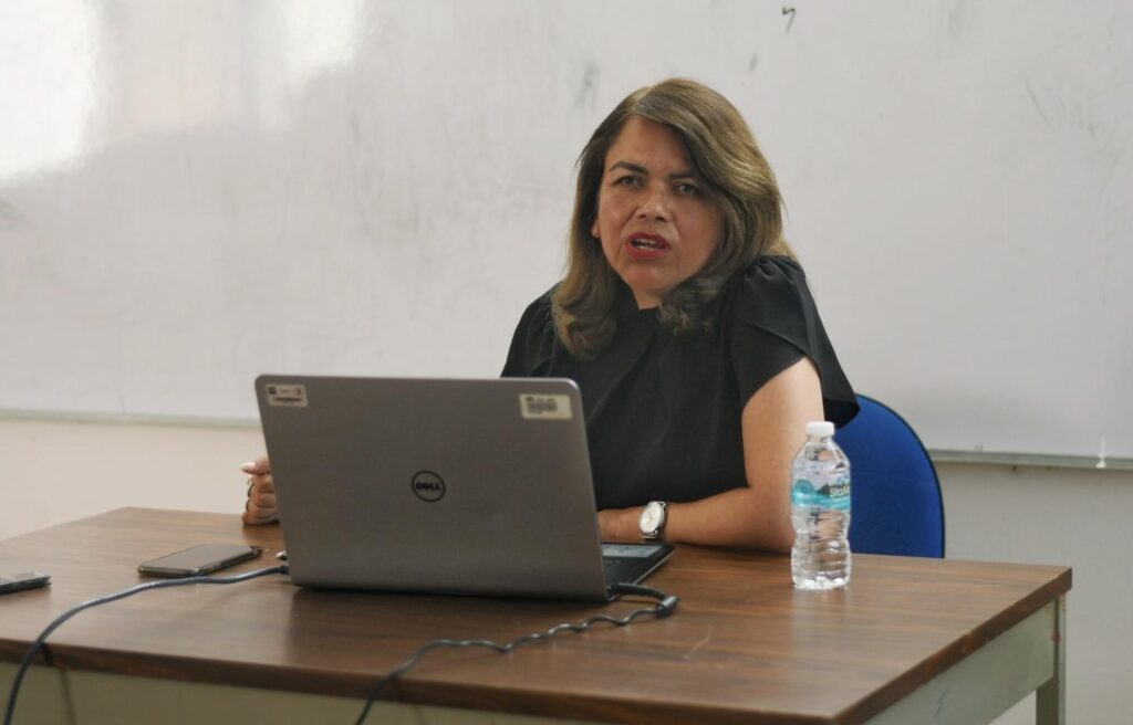 Salud mental requiere compromisos de políticas públicas y de participación social: académica