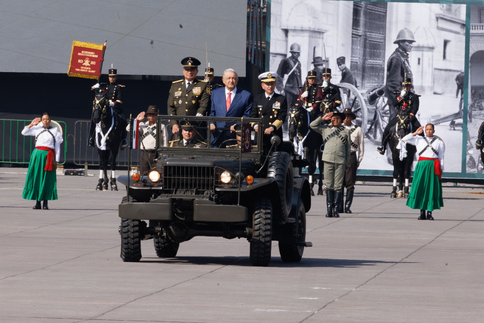 AMLO20-NOV23