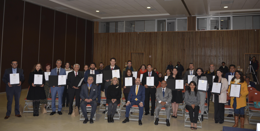 Distinguen y agradecen labor de 22 profesores de asignatura en la FES Acatlán