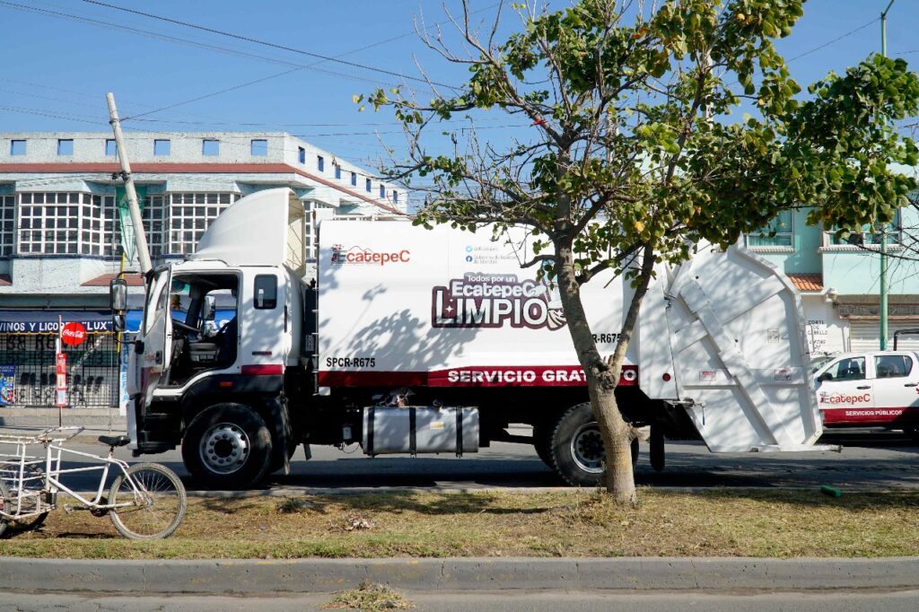 Ponen en marcha programa de limpieza en 144 vialidades de Ecatepec