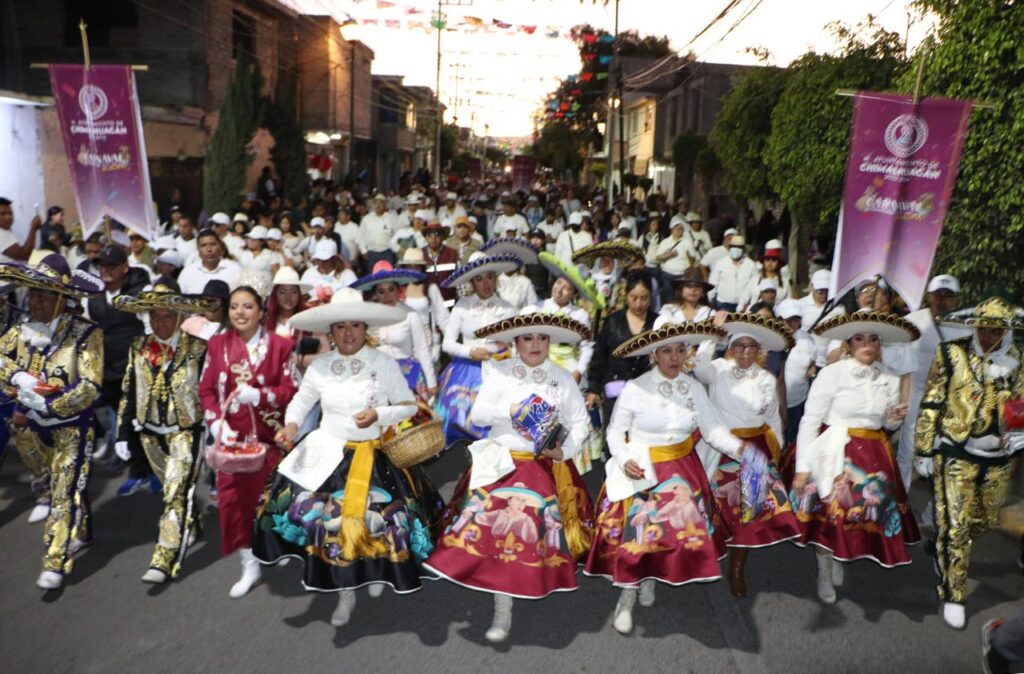 Columna de danzantes superó los 3 km en el “Carnaval Chimalhuacán 2024”