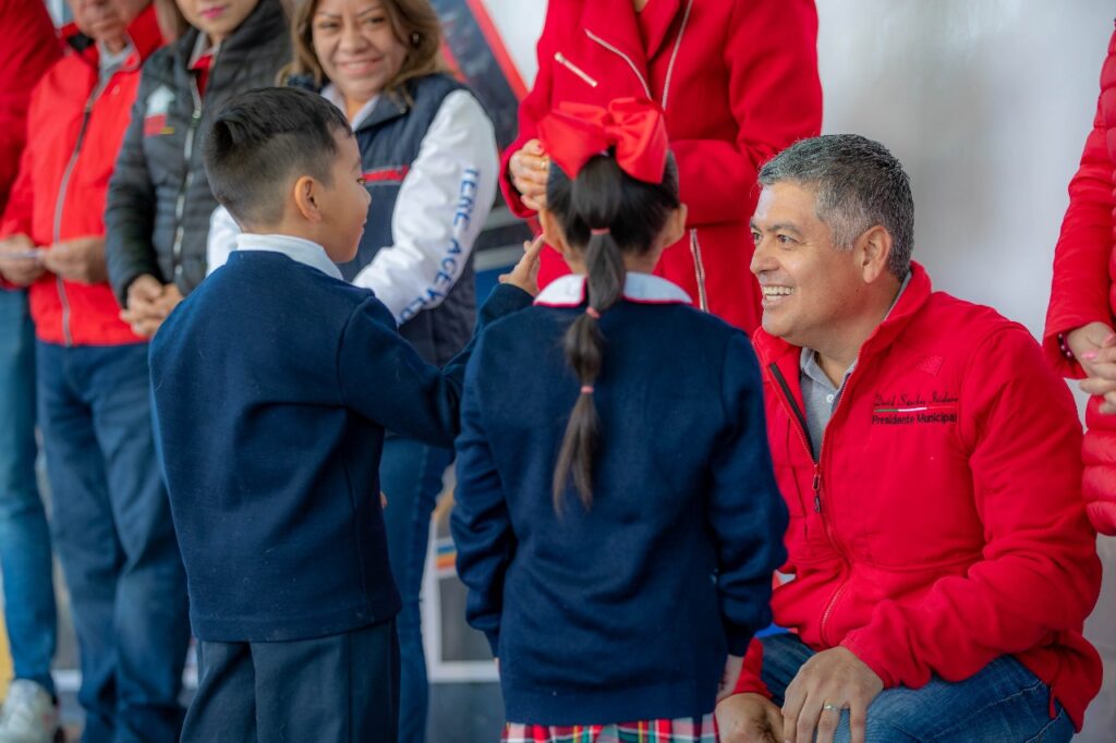 Más aulas y arcotechos para escuelas, en Coacalco