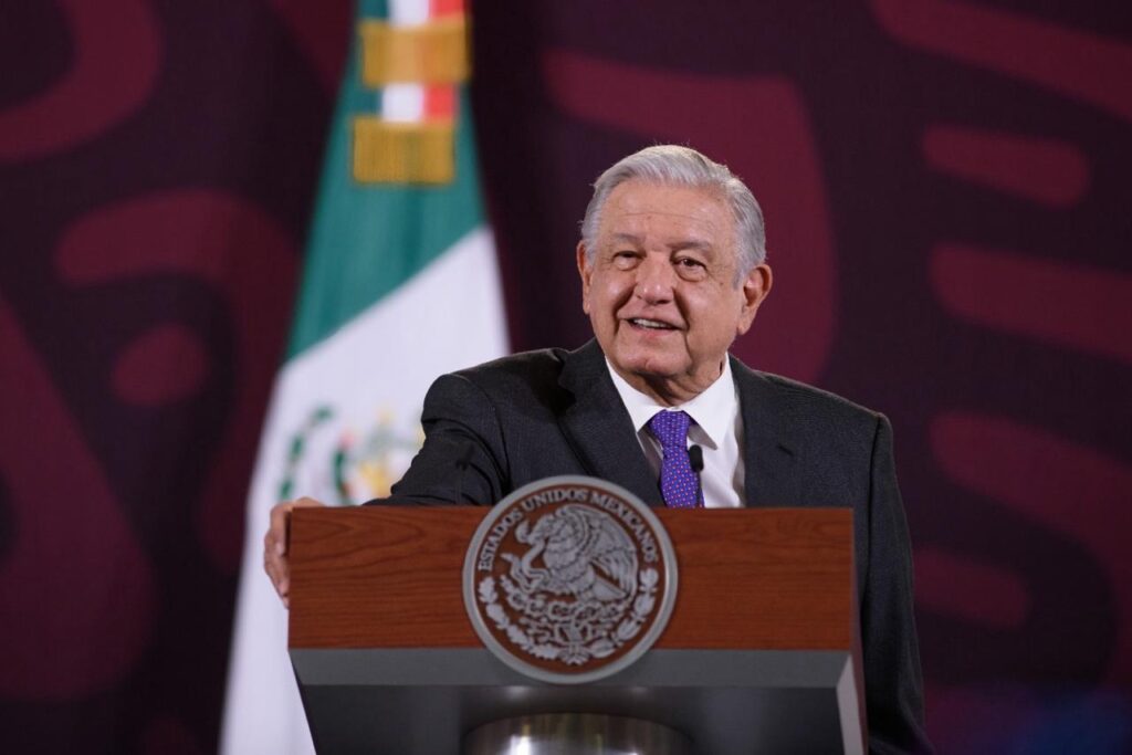Diario Ejecutivo/¿Quieren dar golpe de estado en México?/Roberto Fuentes Vivar