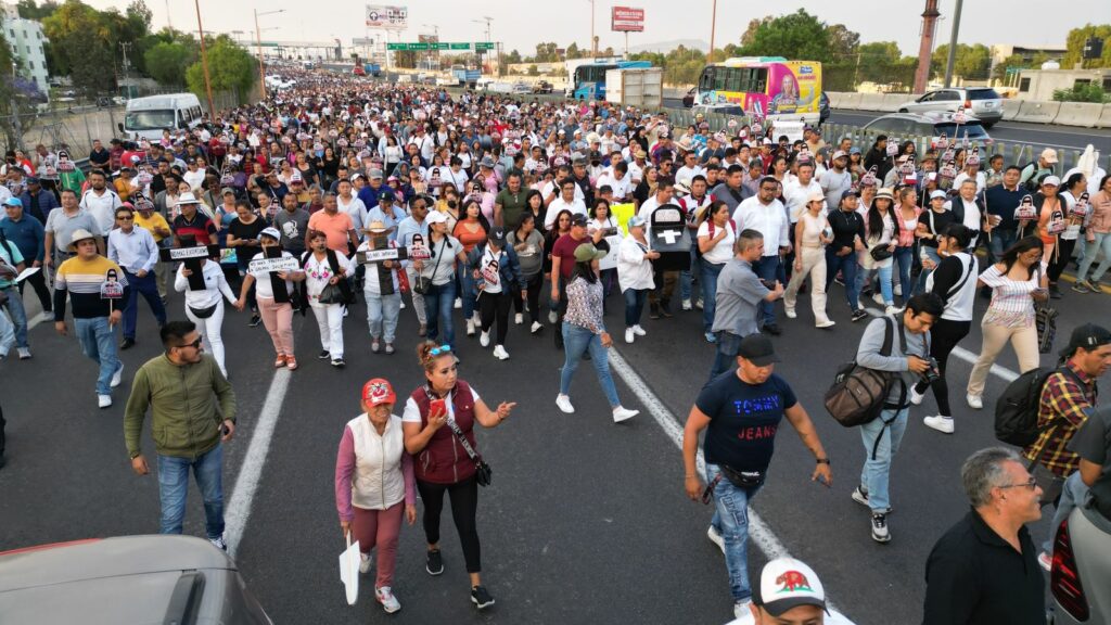 Más de 15 mil en la “Marcha del Silencio” para exigir castigo a grupos criminales en Ecatepec