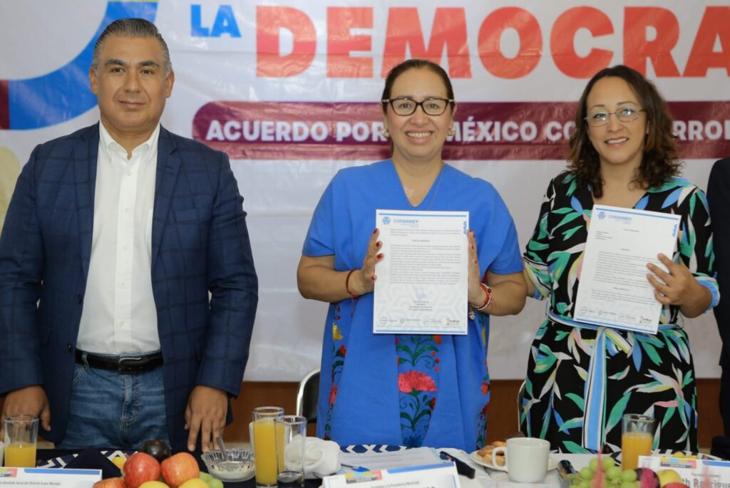 Simplificación administrativa con honestidad en Ecatepec, ofrece Azucena Cisneros a empresarios