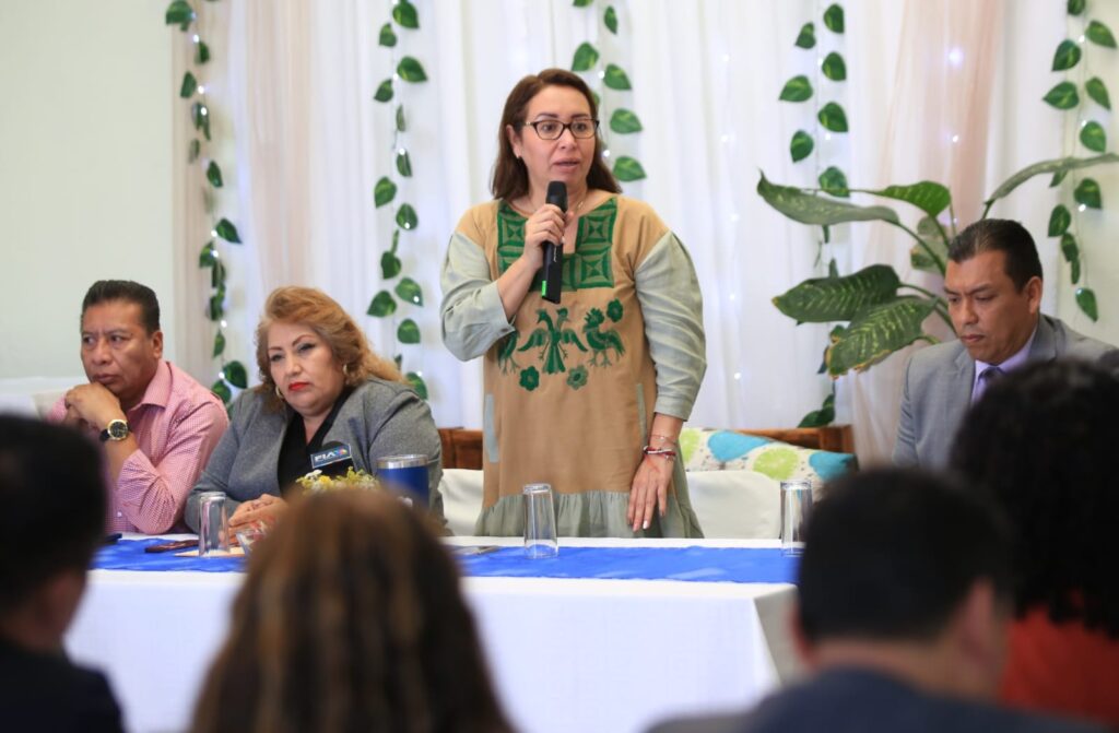 Ecatepec necesita abogacías progresistas de izquierda: Azucena Cisneros