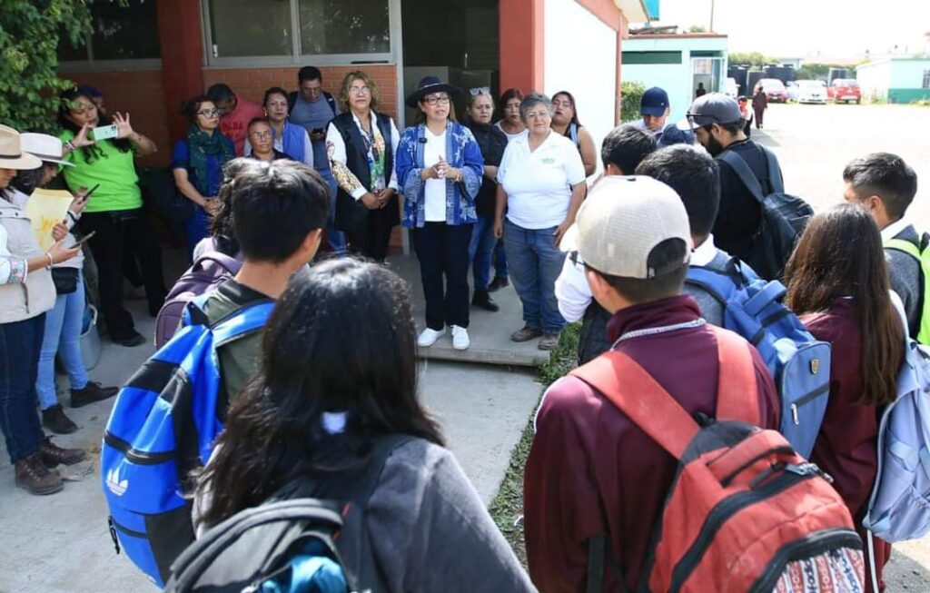 Inauguran baños secos en secundaria de La Laguna, en Ecatepec; benefician a más de 540 alumnos