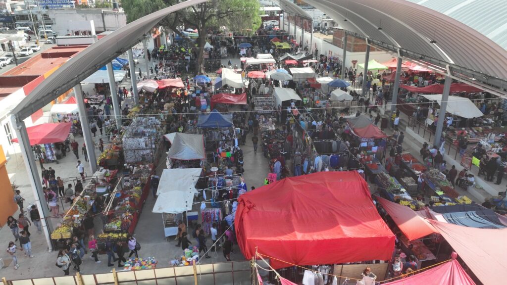 Opera ya “Bazar las Abejas” para reordenar comercio en Tecámac Centro