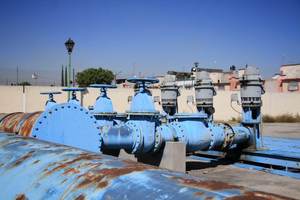 Invertirán más de 200 millones de pesos para rehabilitar 12 pozos y llevar más agua a familias de Ecatepec