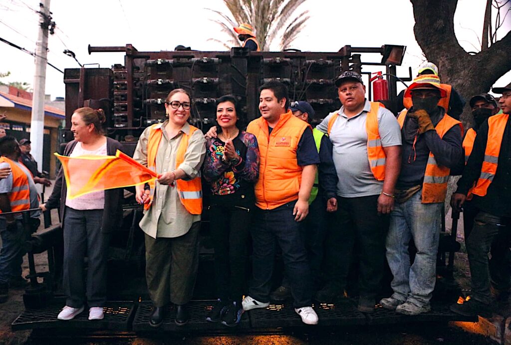 Se inició programa de repavimentación de calles en Ecatepec; hay que sacarlas del abandono: alcaldesa