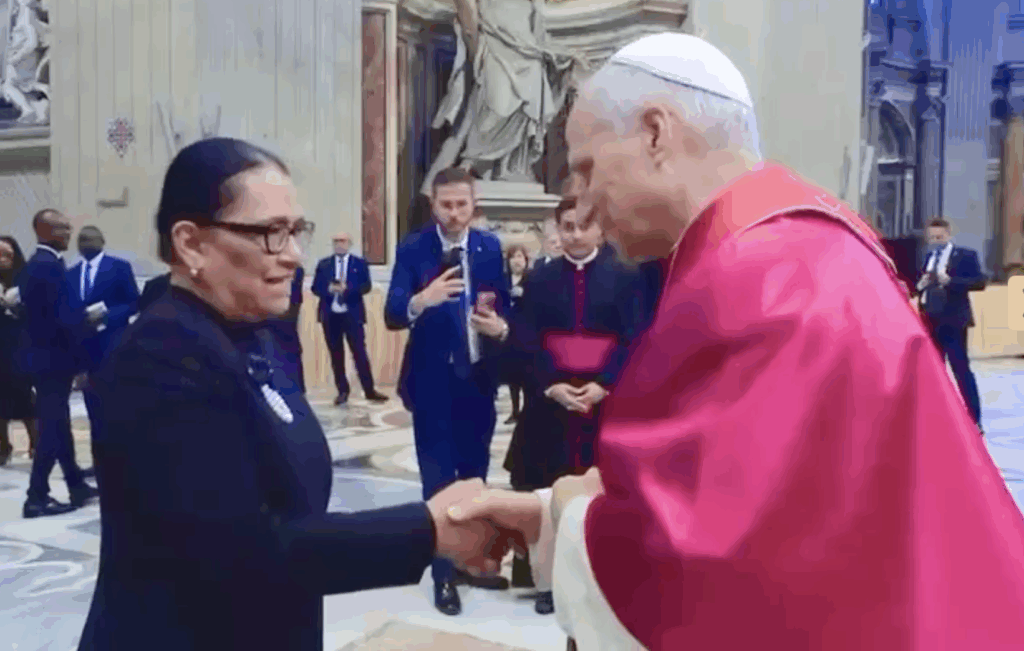 Papa León XIV recibió carta para visitar México y envió saludos al país y a la presidenta Sheinbaum
