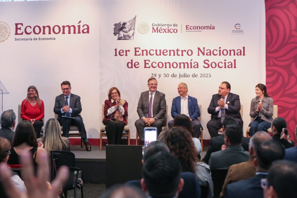 Diario Ejecutivo/Cuando Salinas destruyó el cooperativismo/Roberto Fuentes Vivar