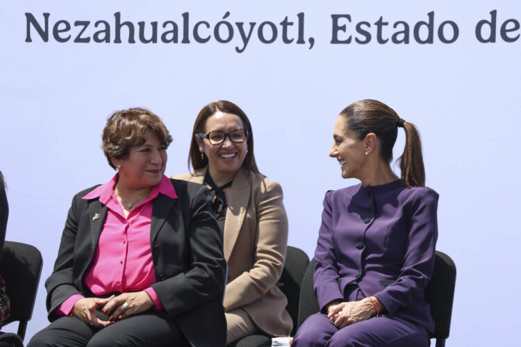 Delfina-Azucena-Claudia