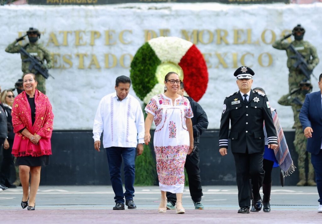 Participaron más de mil personas en el Desfile de Independencia, en Ecatepec