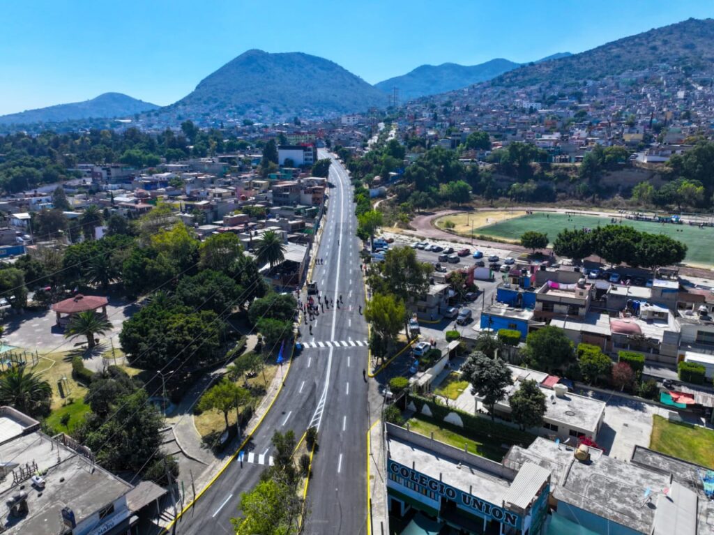Repavimentan avenidas Insurgentes e Industrias; benefician a más de 300 mil personas, en Ecatepec