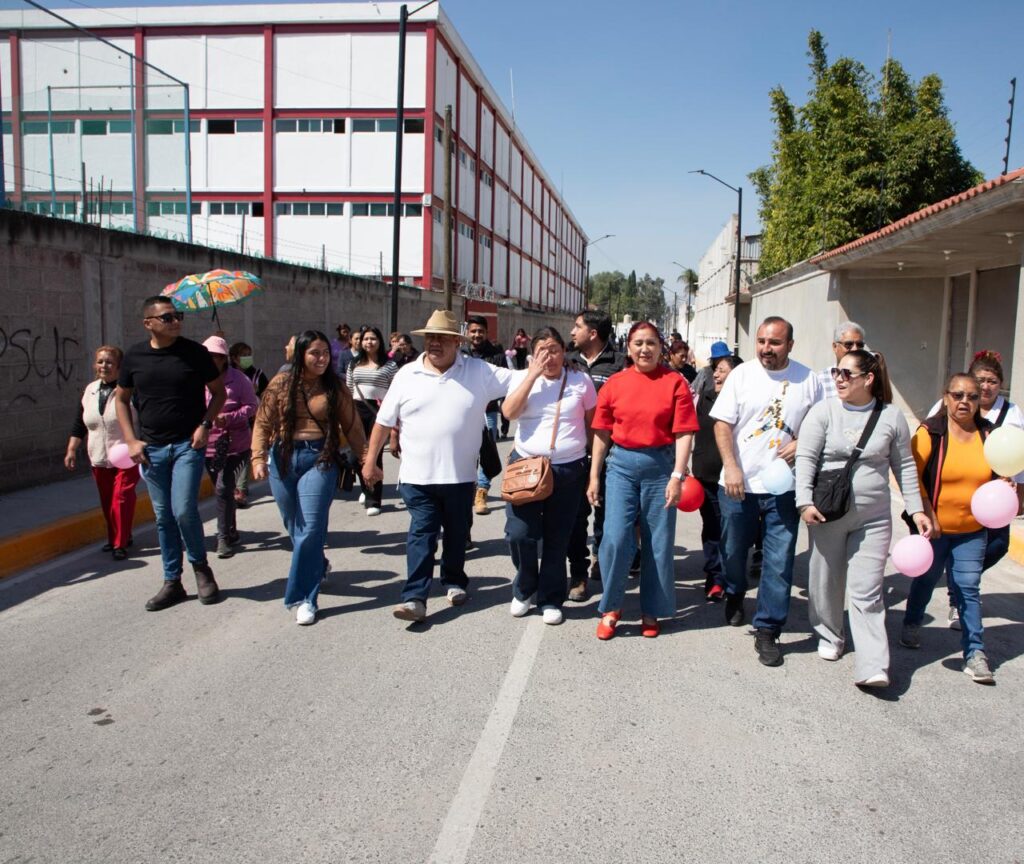 Entregan diversas obras en respuesta a peticiones vecinales, en Tecámac