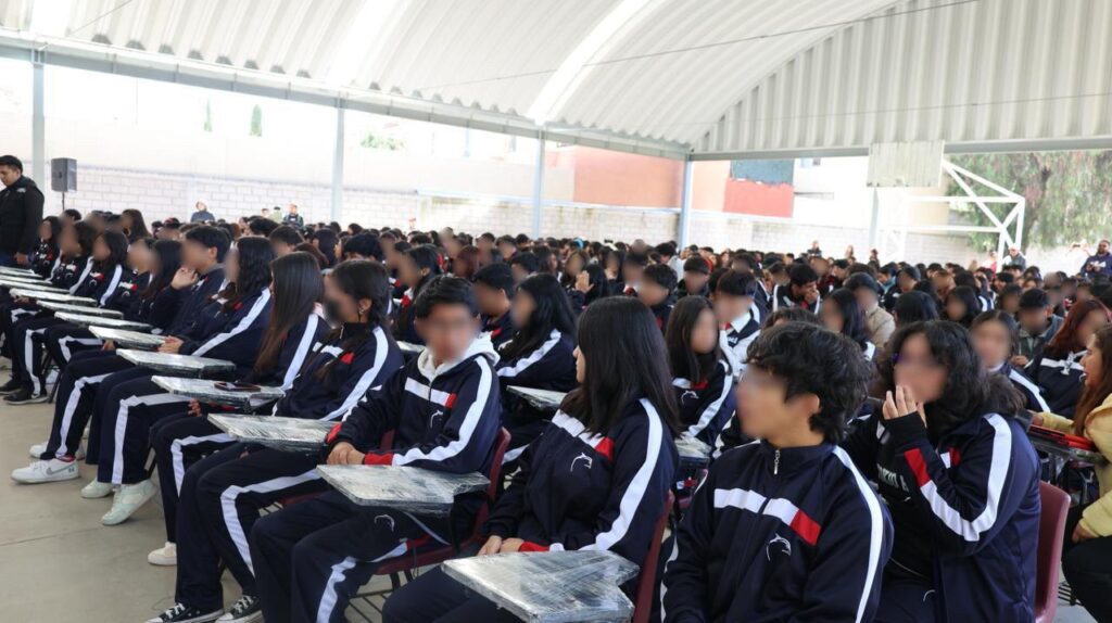 Más de 2 mil 700 alumnos son beneficiados con infraestructura escolar, en Tecámac