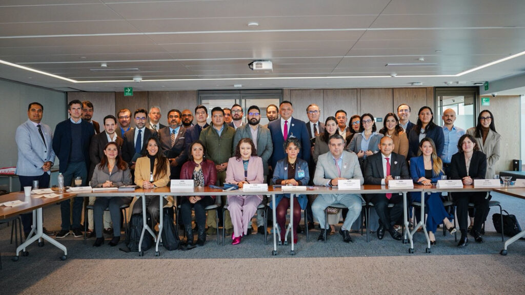 Colaboración multisectorial para combatir fraudes y estafas en línea en el país