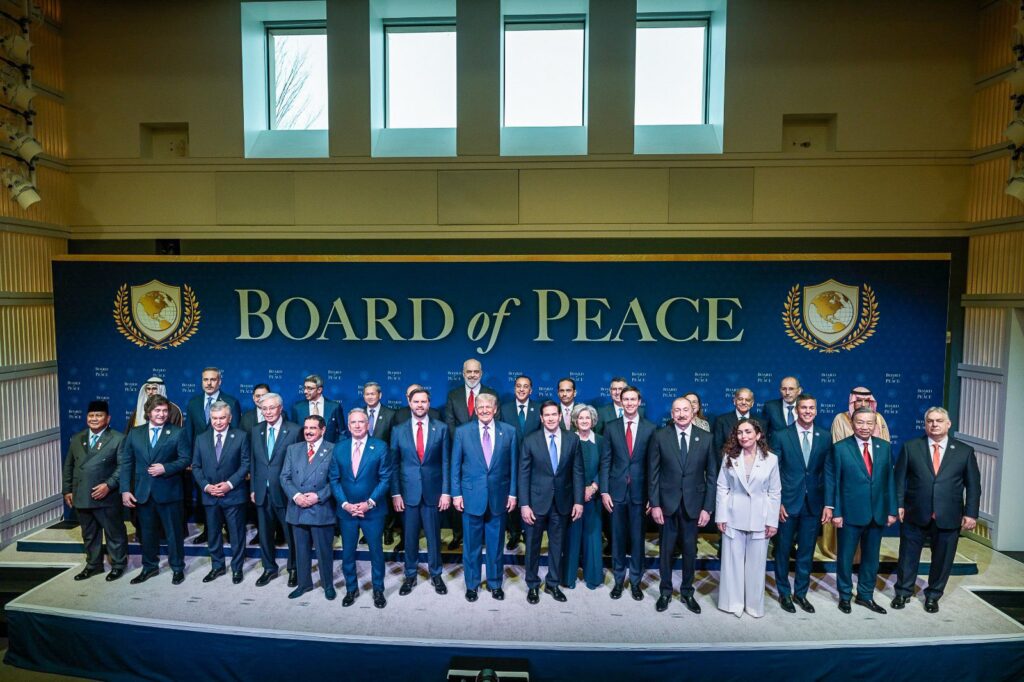 Utopía/Junta por la Paz (de los sepulcros)/Eduardo Ibarra Aguirre