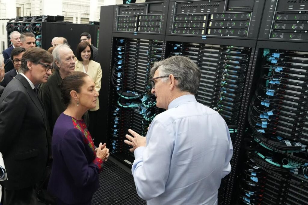 Presidenta visitó Centro Nacional de Supercomputación de Barcelona en el marco de colaboración para el desarrollo de supercomputadora «Coatlicue»