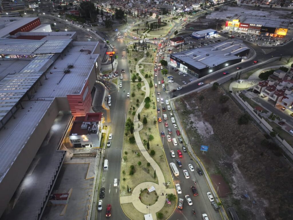 Ecatepec: transforman e iluminan Las Américas tras años de abandono