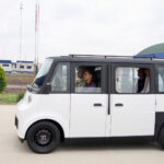 Auto eléctrico Olinia
