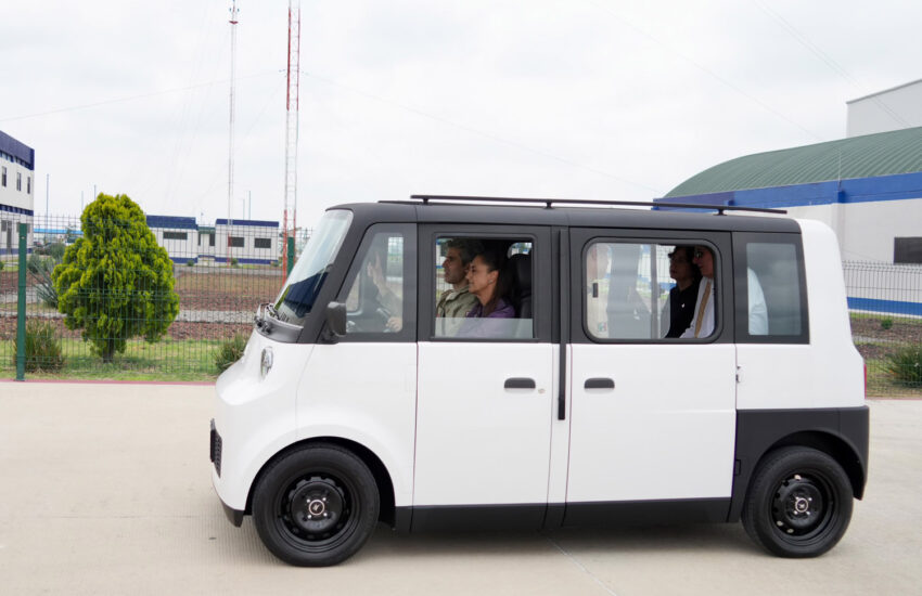 Auto eléctrico Olinia