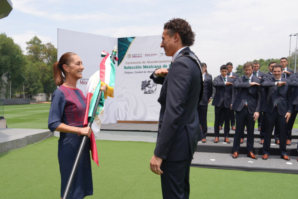 Presidenta Claudia Sheinbaum abandera a la Selección de México que participará en el Mundial 2026