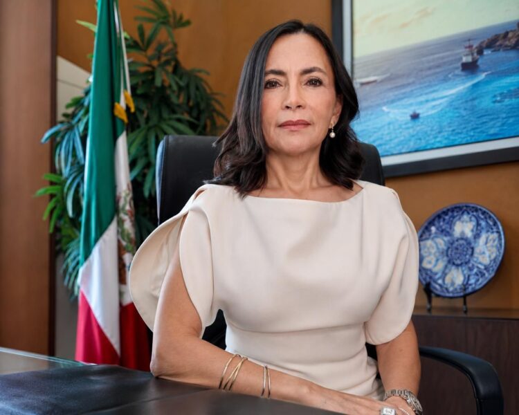 Irene León