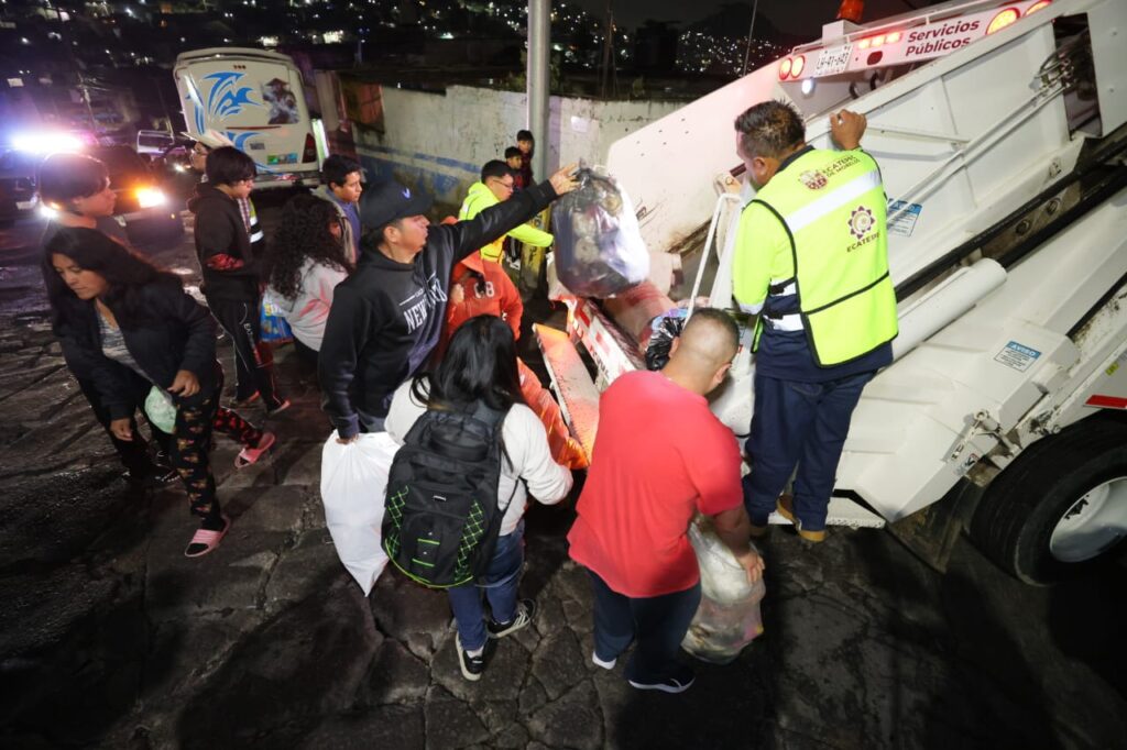 Intensifican programa de recolección nocturna de basura doméstica en Ecatepec