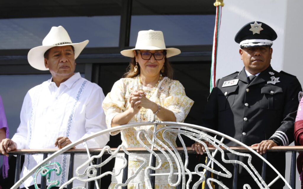 Ecatepec: Azucena Cisneros resalta la defensa de la soberanía en festejos patrios