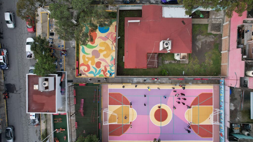 Sin descanso la transformación urbana en Ecatepec con la rehabilitación y pavimentación de calles, además de la recuperación de espacios públicos