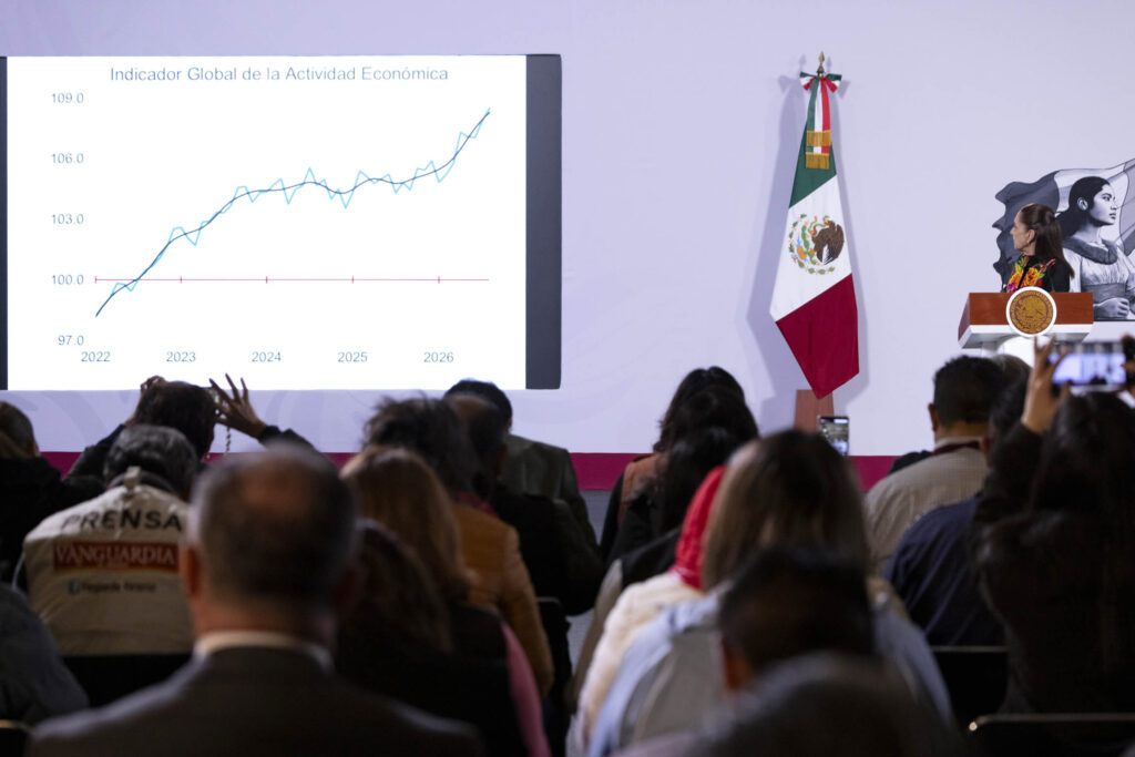 Existen muchos apoyos fiscales al autotransporte como IEPS e ISR: Presidenta Sheinbaum